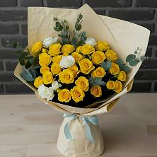 Букет цветов из:  Розы в Назии