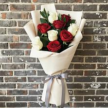 Букет цветов из:  Розы в Назии