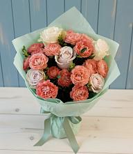 Букет цветов из:  Розы в Назии