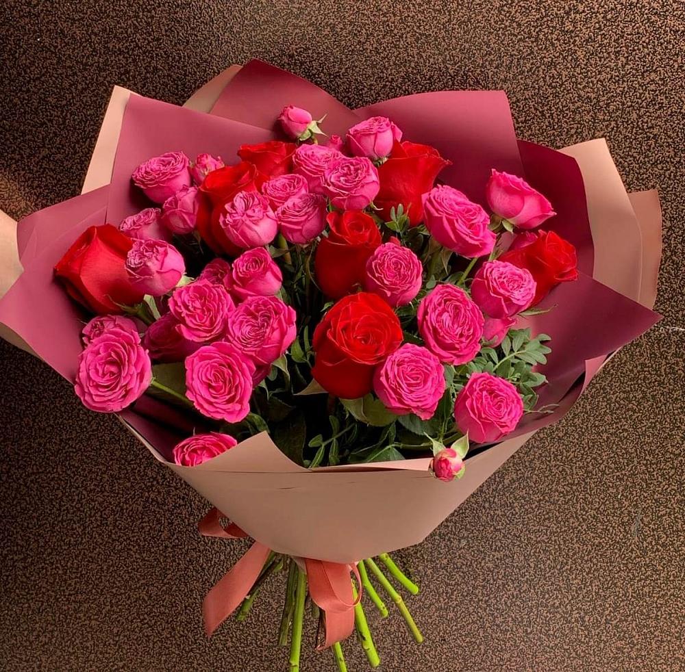 Букет В объятьях нежности в Назии