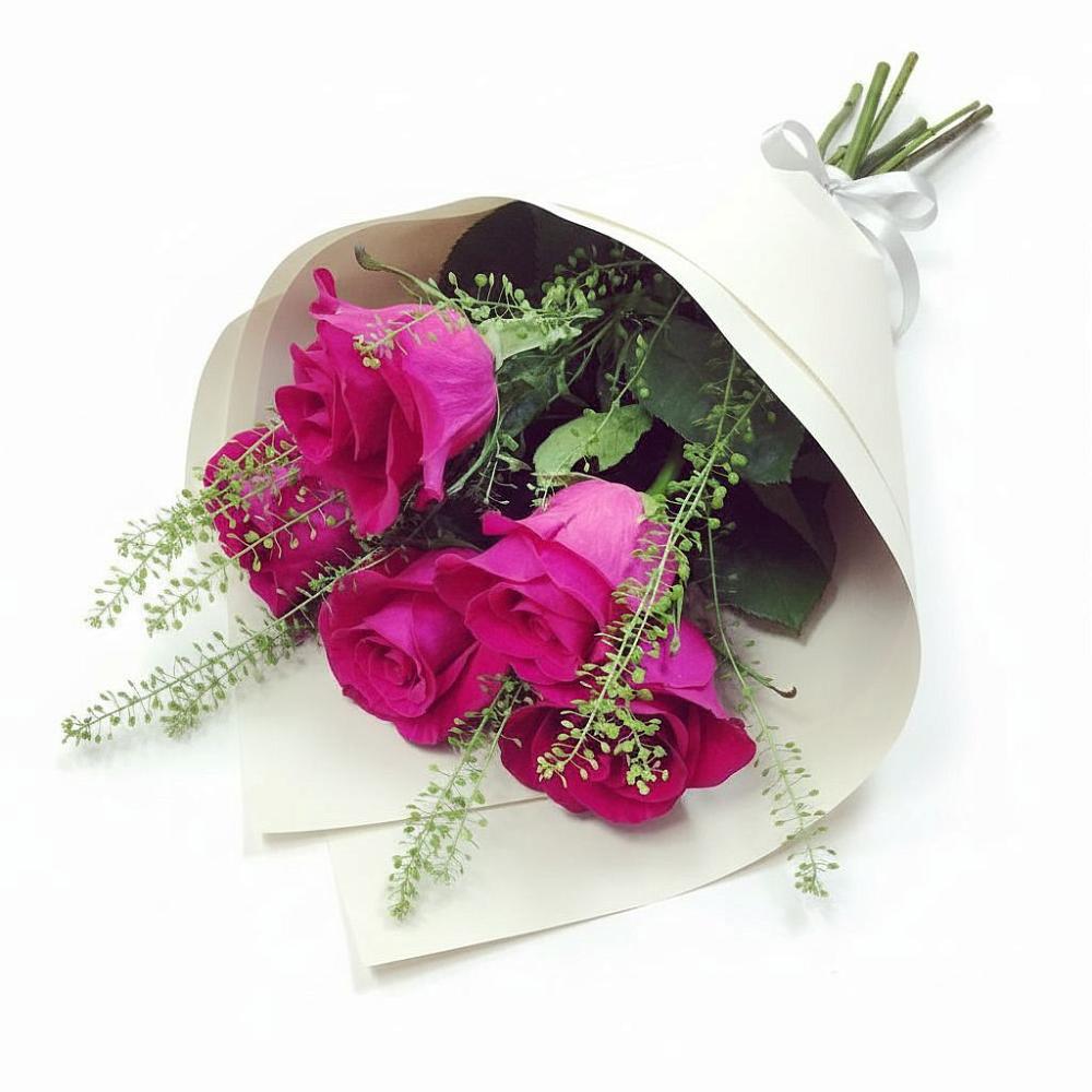 Букет цветов из: Розы в Назии