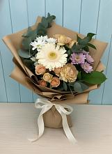 Букет цветов из:  Герберы и Хризантемы в Назии