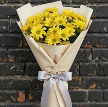 Букет цветов из:  Хризантемы в Назии