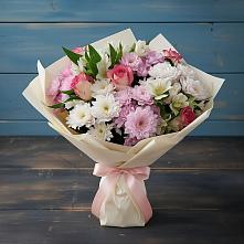 Букет цветов из:  Хризантемы, Альстромерии и Розы в Назии