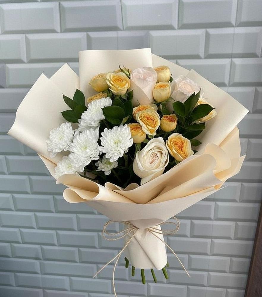 Букет цветов из: Розы и Хризантемы в Назии