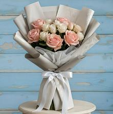Букет цветов из:  Розы в Назии