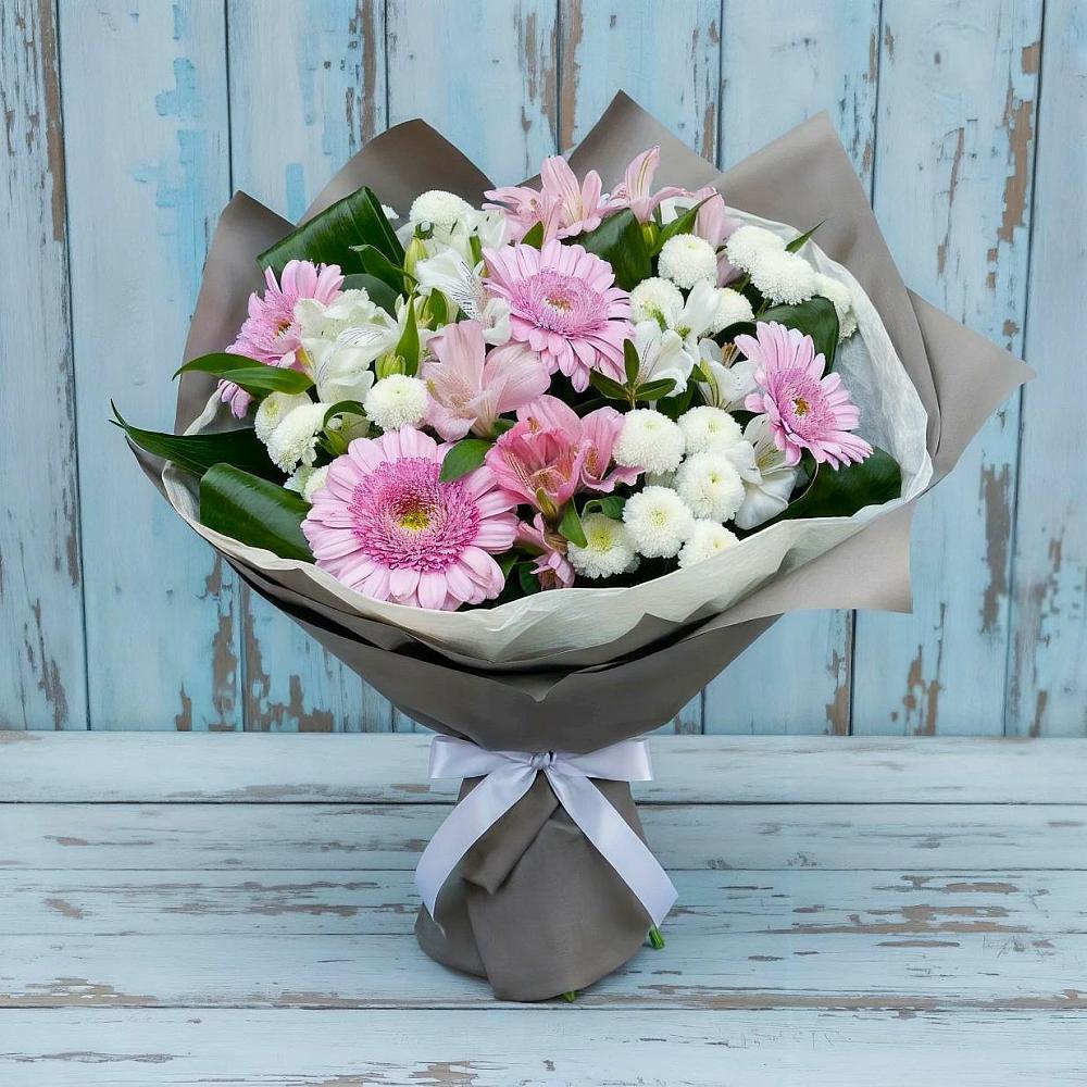 Букет цветов из: Герберы, Альстромерии и Хризантемы в Назии