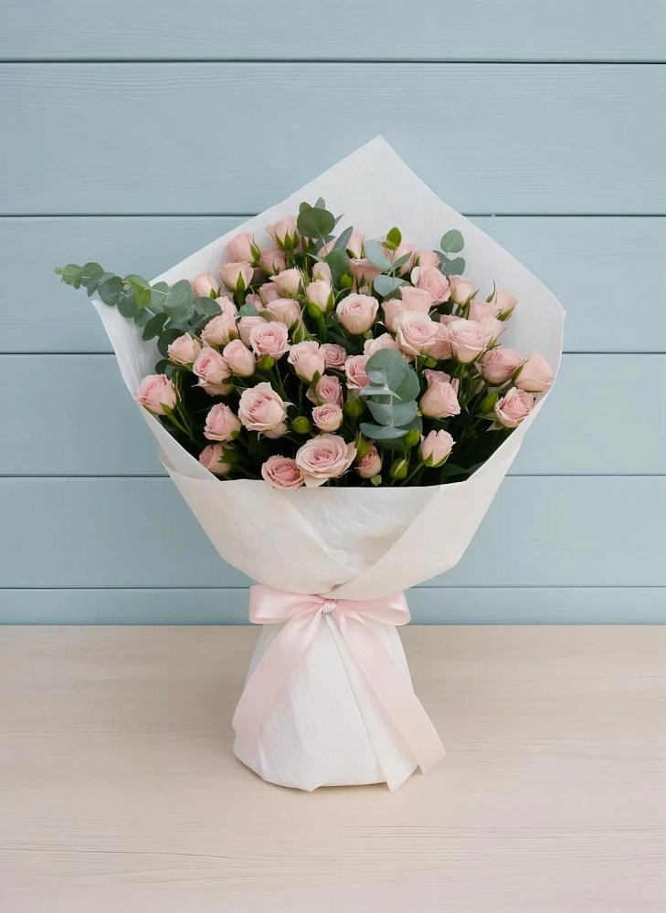 Букет цветов из: Розы в Назии