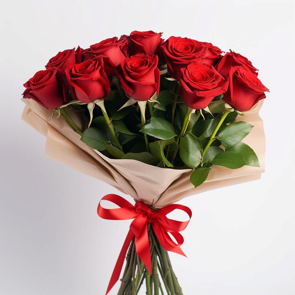 Букет 11 Красных роз Эдлесс Лав в Назии