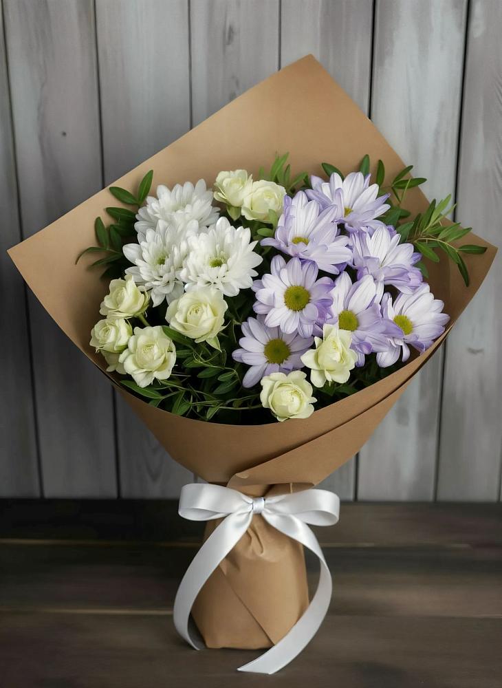 Букет цветов из: Хризантемы и Розы в Назии